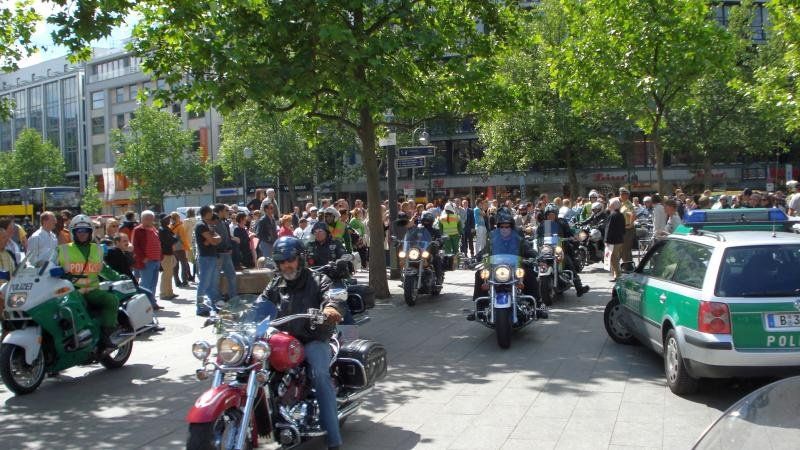 13 Jahrestreffen Berlin 150 20121226 2035703518