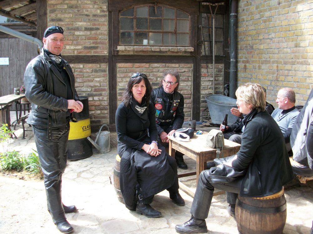 100 0483 20130106 1637787222