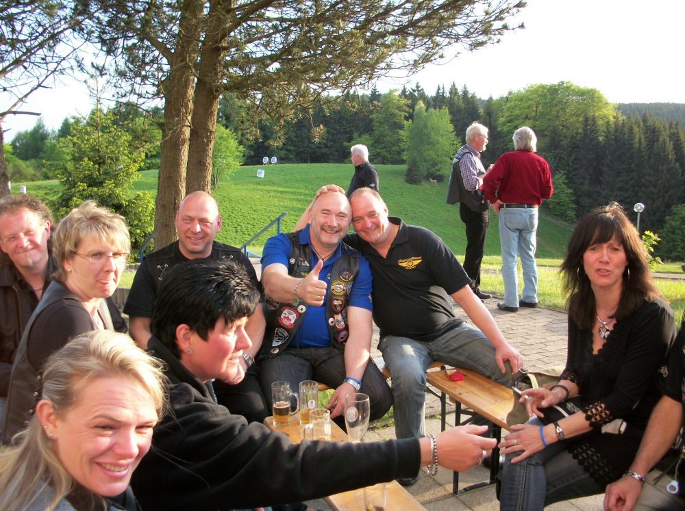 100 0517 20130106 1996486082